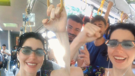 Yıllar sonra otobüse bindim, beni tanımasalar güzel olacaktı