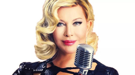 Emel Sayın kimdir, kaç yaşında, nereli İşte en sevilen Emel Sayın şarkıları ve filmleri