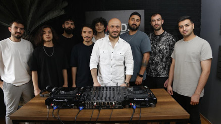 DJ’lik çok pratik gerektiren bir iş DJ’lik çok pratik gerektiren bir iş