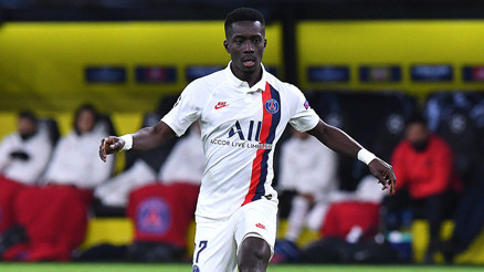 Galatasarayın gözdesi Idrissa Gueyede kriz Alternatifler belirlendi