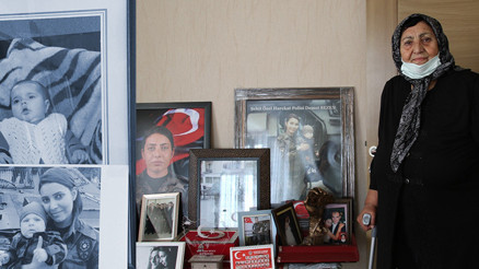 Şehit annesi gözyaşları içinde konuştu... ‘Anne acısı ayrı, baba acısı ayrı ama ciğer acısı ondan ağırmış’