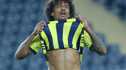 Fenerbahçede merakla beklenen liste UEFAya gidiyor...