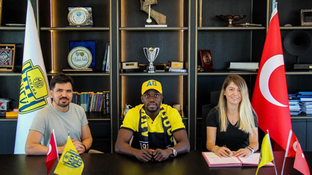 Ankaragücü hız kesmedi