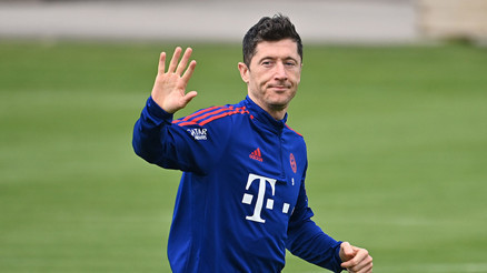 Barcelona en kralını aldı Lewandowski transferinde mutlu son