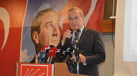 CHP Ekonomi Masası heyeti Elazığda CHP Ekonomi Masası heyeti Elazığda