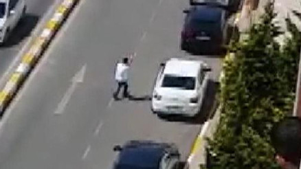 Pendikte düğün salonuna kurşun yağmuru