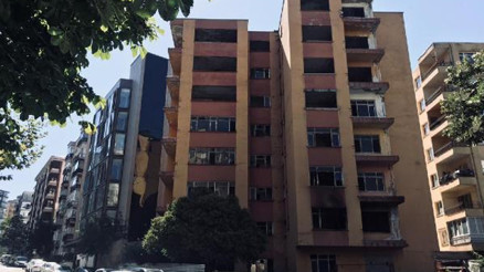 Beşiktaşta metruk bina korkusu: 12 yıldır yıkılmayı bekliyor