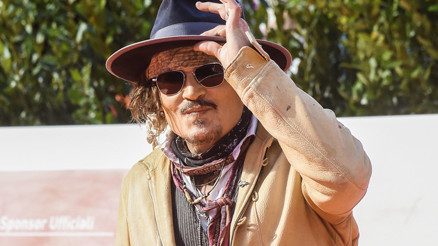 Rolleri bile elinden alınıyordu, işler değişti: Johnny Depp birkaç saat içinde 3.6 milyon kazandı