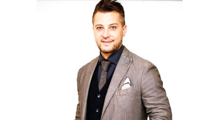 İdeal burun yüzü ön plana çıkarıyor