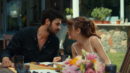 Gizli Saklı final bölümüne Naz ve Pamirin sonu damga vurdu Gizli Saklı 8. son bölümde yaşananlar