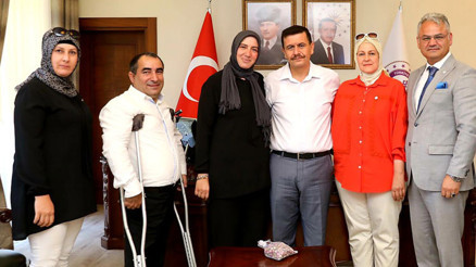 Burdur Valisi’nden Avrupa El Ele Vakfı’na teşekkür