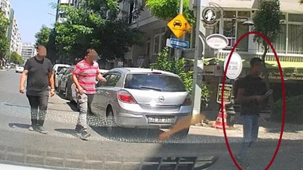 İzmirde korsan otoparkçı baba ve oğlu yakalandı