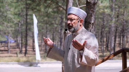 Diyanet İşleri Başkanı Erbaş: Haramların her çeşidinden uzak duralım Diyanet İşleri Başkanı Erbaş: Haramların her çeşidinden uzak duralım