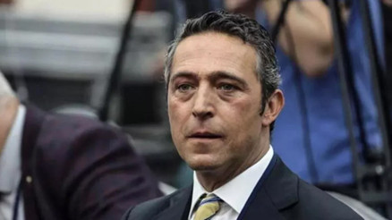 Fenerbahçede Başkan Ali Koçtan hakem tepkisi ve forvet transferi açıklaması