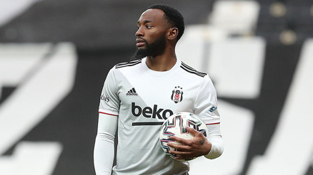 Beşiktaştan N’Koudou’ya: Ya ücretini düşür ya da git