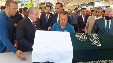 TBMM Başkanı Şentopun acı günü: Dayısı Sakaoğlu toprağa verildi