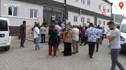 Binlerce kişiyi mağdur ettiği ileri sürülen firmaya tepki gösterdiler