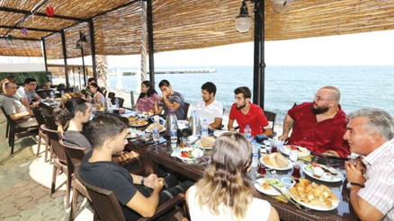Bu mekanlarda her şey var