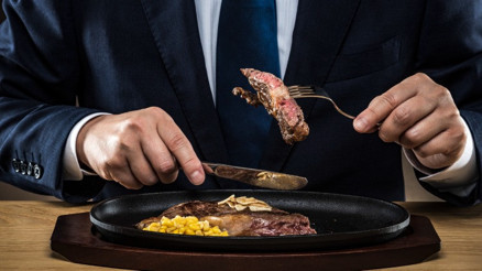 Protein ağırlıklı beslenme erkeklik hormonu seviyesini artırır mı