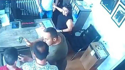 Park yeri tartışması kanlı bitmişti... Kavganın görüntüleri ortaya çıktı Park yeri tartışması kanlı bitmişti... Kavganın görüntüleri ortaya çıktı