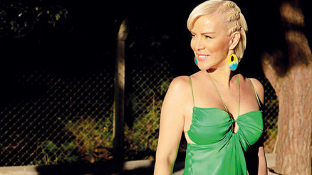 Ömür Gedik: Pandeminin başında telefonumu sabunla yıkamam komik oldu tabii