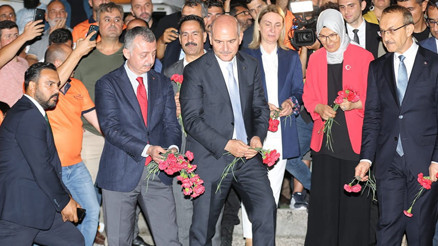 Marmara Depreminde hayatını kaybedenler anıldı... Bakan Soylu: Tedbir almak en büyük sorumluluğumuz