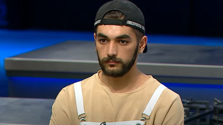 MasterChef Burak Hayatoğlu kimdir, nereli, kaç yaşında MasterChef Burak Hayatoğlu hakkında bilgiler MasterChef Burak Hayatoğlu kimdir, nereli, kaç yaşında MasterChef Burak Hayatoğlu hakkında bilgiler