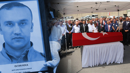 İstanbulda şehit olan bekçi Oltan Koca memleketi Gümüşhanede son yolculuğuna uğurlandı İstanbulda şehit olan bekçi Oltan Koca memleketi Gümüşhanede son yolculuğuna uğurlandı
