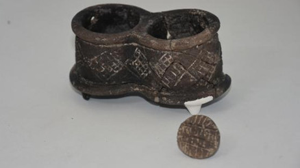 Yassıtepe Höyüğünde 5 bin yıllık mühür bulundu