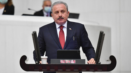 TBMM Başkanı Şentoptan Yunanistana: Bir asır önceki trajedinizi unutmayın