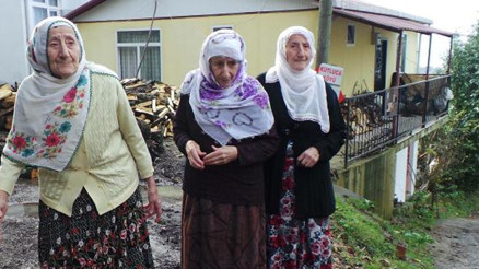 Ordulu ‘üçüz nineler’den bir acı haber daha: Emriye Sarı hayatını kaybetti Ordulu ‘üçüz nineler’den bir acı haber daha: Emriye Sarı hayatını kaybetti
