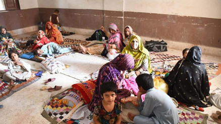 Pakistan’da sel nedeniyle hastalıklar arttı