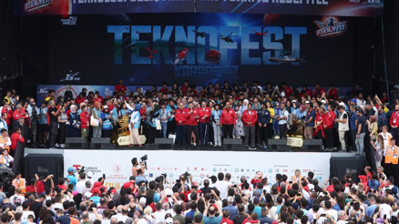 Samsun’da TEKNOFEST’e yüzbinler akın etti Samsun’da TEKNOFEST’e yüzbinler akın etti