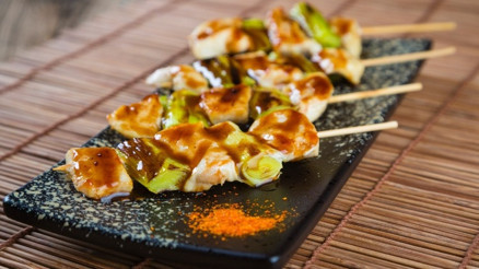 MasterChef yakitori nasıl yapılır Japon mutfağı tavuk kebabı yakitori tarifi ve malzemeleri MasterChef yakitori nasıl yapılır Japon mutfağı tavuk kebabı yakitori tarifi ve malzemeleri