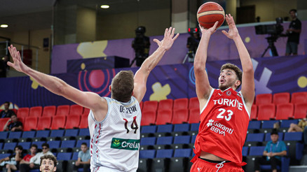 Bazen bir musibet bin nasihatten iyidir