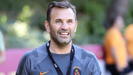 Son Dakika: Galatasarayda Okan Buruktan flaş açıklamalar Bu kadar değişim beklemiyorduk, Erden Beyle şakasını yapıyoruz...