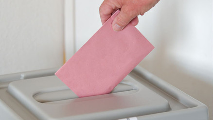 Aşırı sağcılar yolda Aşırı sağcılar yolda