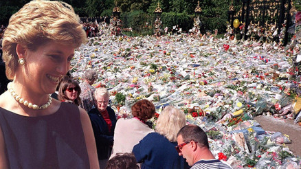 Prenses Diana, taziye çiçekleri ile Kraliçe II. Elizabeth’i gölgede bıraktı