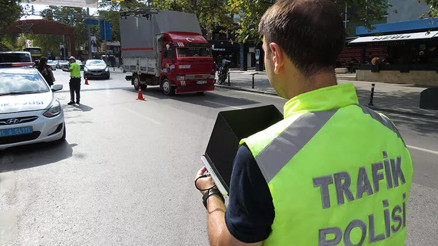 Ceza kesilen sürücü: Emniyet kemerini hiç takmıyorum, ilk defa ceza yiyorum