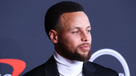 Stephen Curryden 1 milyar dolarlık anlaşma
