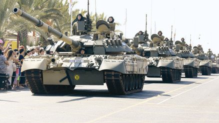 İki yıl önce şartlı kaldırılan ambargo tamamen kalktı... ABD Rumlara silahlanma yolunu açtı