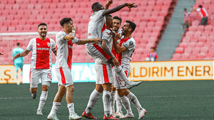 5 gollü maçta kazanan Samsunspor