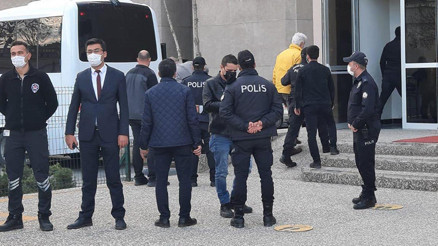 Montrö bildirisi davası ertelendi