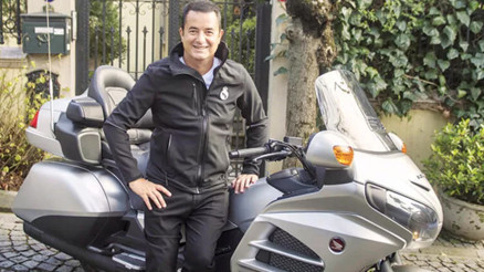 Acun Ilıcalı motor kazası geçirdi Acun Ilıcalı motor kazası geçirdi