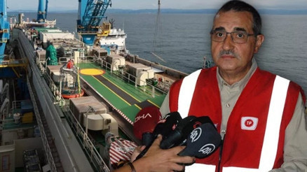 Bakan Dönmez: Karadenizdeki boruların 140 kilometresi, karadakilerin ise yüzde 70i tamamlandı Bakan Dönmez: Karadenizdeki boruların 140 kilometresi, karadakilerin ise yüzde 70i tamamlandı