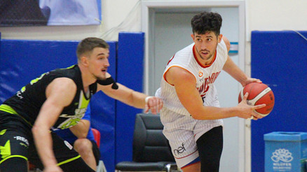 Galatasaray Nef, Yukatel Merkezefendii son topta devirdi