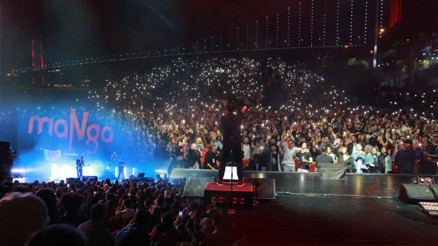 Boğaz’da rock rüzgârı
