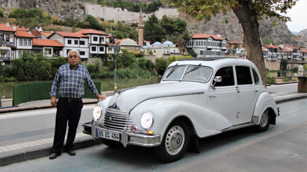 1,5 milyon lira verdiler Klasik otomobili satmıyor