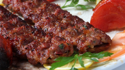 Altı ezmeli kebap tarifi: Altı ezmeli kebap nasıl yapılır, hangi yöreye ait