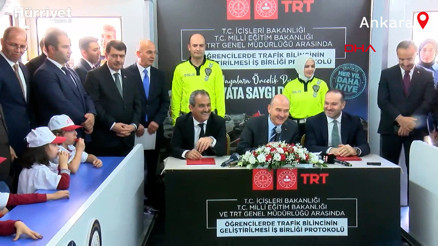 Bakanlar Soylu ve Özer, trafikte yaya önceliği iş birliği protokolünü imzaladı